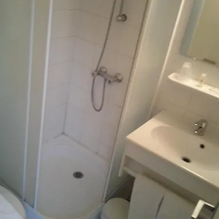 Comfort Marne-la-vallee 2* Lagny